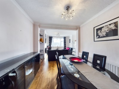 Images for Cedar Avenue, Ruislip EAID:b9cf9a6341721e4306062d41b82928d4 BID:2