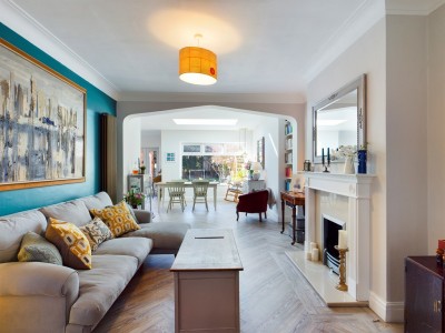 Images for West Towers, Pinner EAID:b9cf9a6341721e4306062d41b82928d4 BID:1