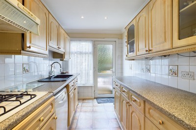 Images for Jubilee Drive, Ruislip EAID:b9cf9a6341721e4306062d41b82928d4 BID:2