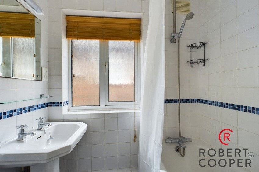 Images for Southbourne Gardens, Eastcote