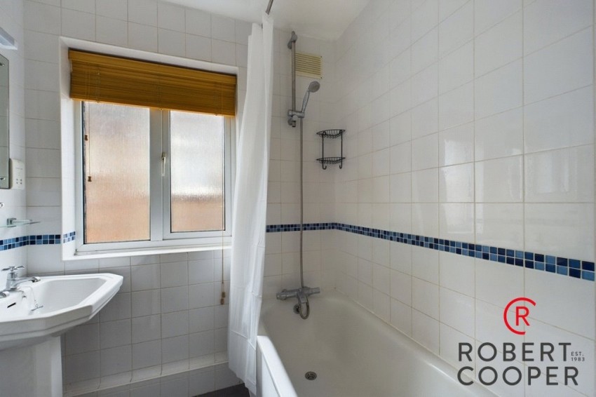 Images for Southbourne Gardens, Eastcote