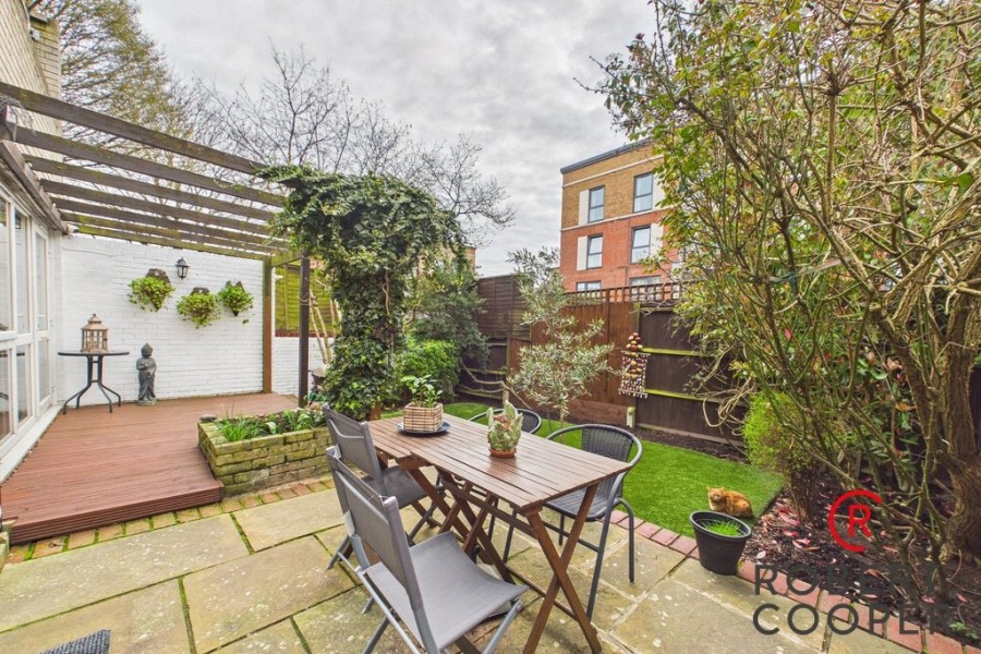 Images for Victoria Road, South Ruislip