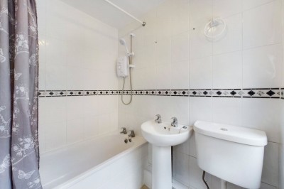 Images for Wiltshire Lane, Pinner EAID:1378691778 BID:EAS