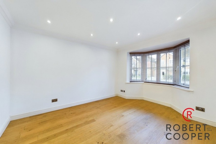 Images for Holm Grove, Hillingdon, Middlesex