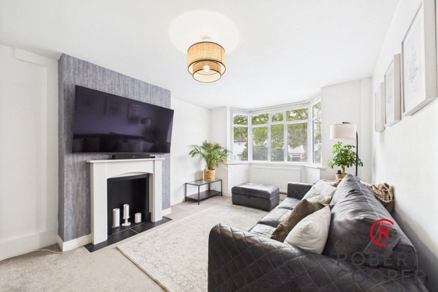 Images for Pine Gardens, Ruislip