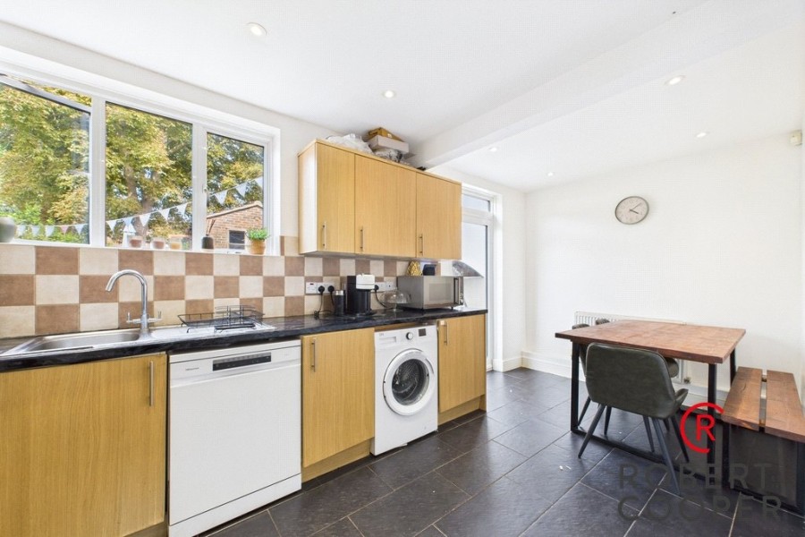 Images for Pine Gardens, Ruislip