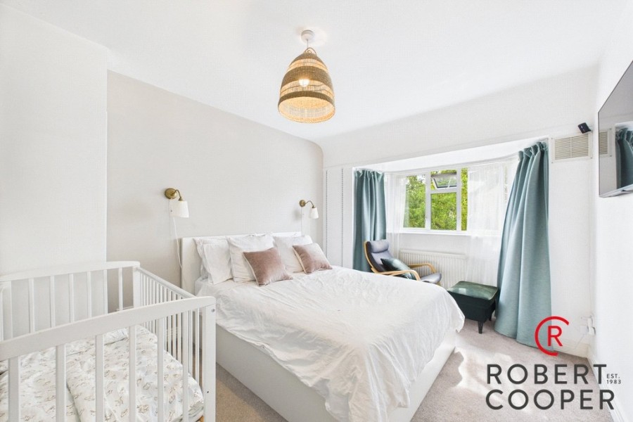 Images for Pine Gardens, Ruislip