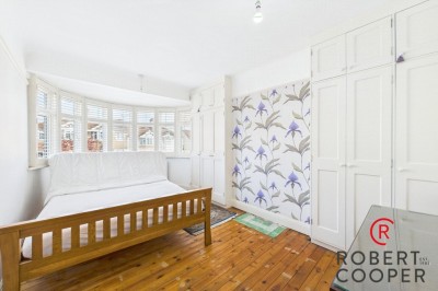 Images for Wentworth Drive, Pinner, Middlesex EAID:1378691778 BID:EAS