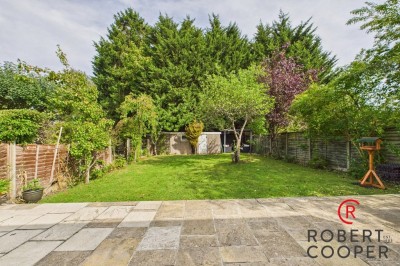 Images for Beaulieu Drive, Pinner EAID:1378691778 BID:EAS