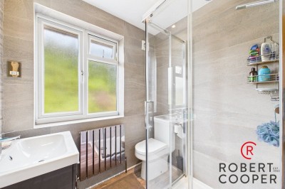 Images for Beaulieu Drive, Pinner EAID:1378691778 BID:EAS