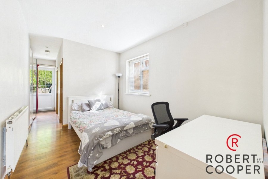 Images for Beaulieu Drive, Pinner