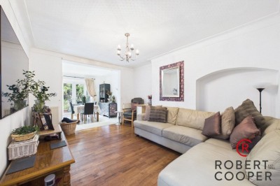 Images for Ivy Close, Pinner EAID:1378691778 BID:EAS