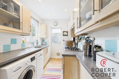 Images for Woodlands Avenue, Ruislip EAID:1378691778 BID:EAS