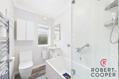 Images for Wood Rise, Pinner EAID:1378691778 BID:EAS