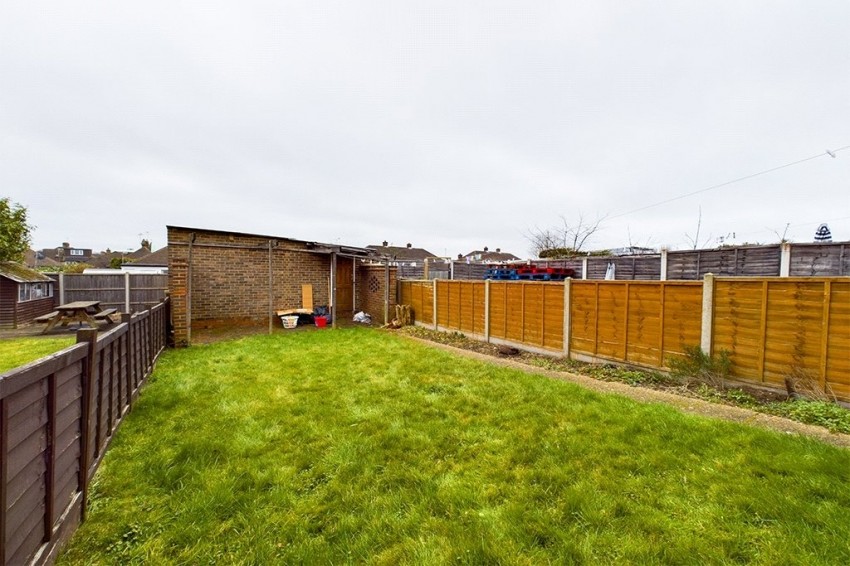 Images for West Mead, Ruislip