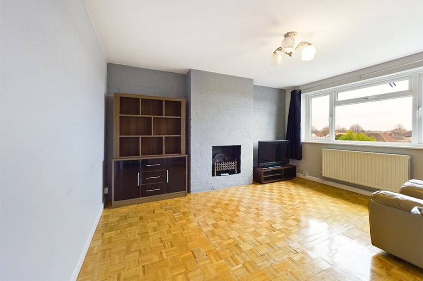 Images for West Mead, Ruislip