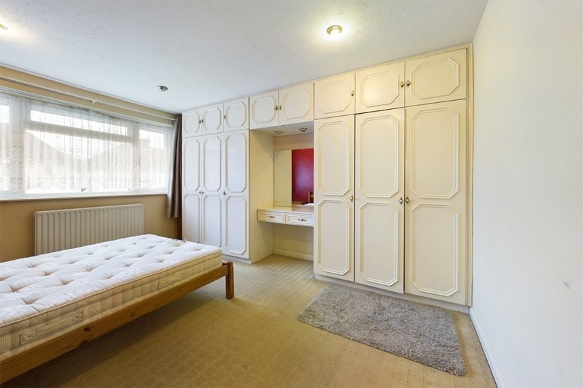 Images for West Mead, Ruislip