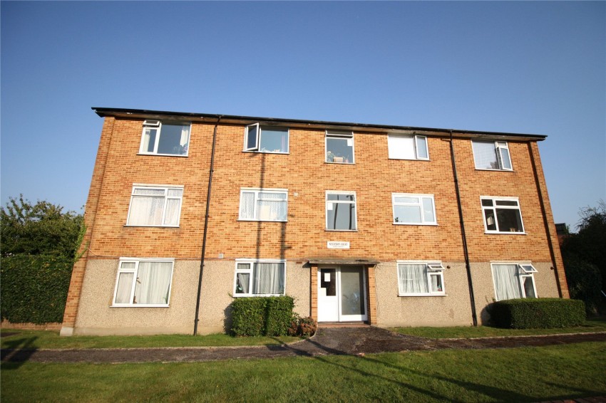 Kelvedon Court, Ruislip, 2 bedroom, Ground Floor Flat