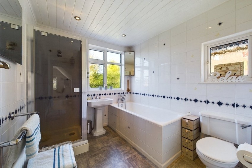 Images for Chamberlain Way, Pinner, Middlesex