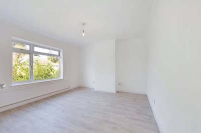 Images for Myrtle Avenue, Ruislip EAID:1378691778 BID:EAS