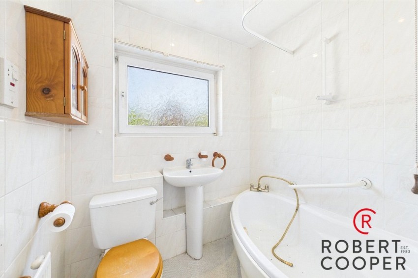 Images for Farthings Close, Pinner