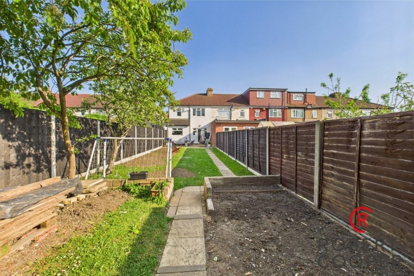 Images for Stuart Avenue, Harrow, Middlesex