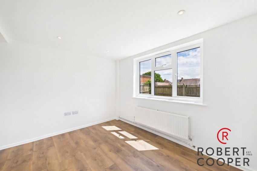 Images for Hunters Hill, Ruislip, Middlesex