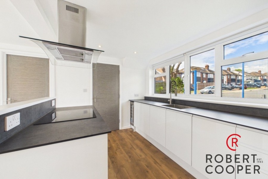 Images for Hunters Hill, Ruislip, Middlesex