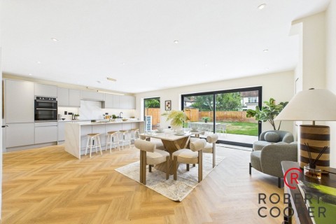 View Full Details for Acacia Avenue, Ruislip, Middlesex