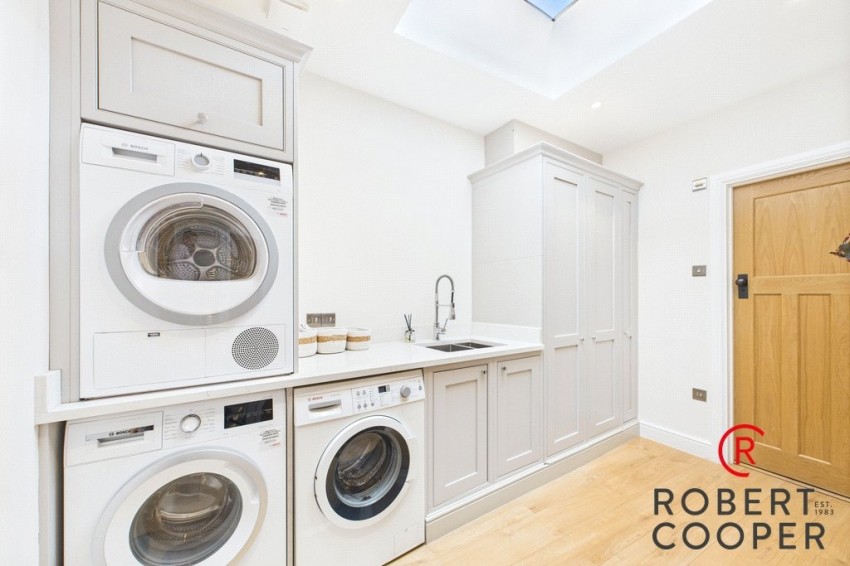 Images for Eversley Crescent, Ruislip