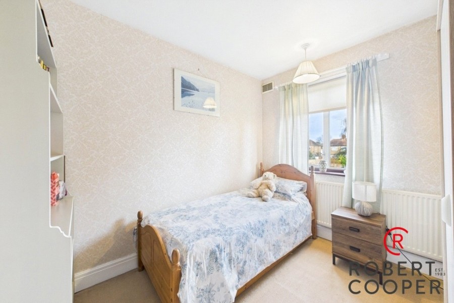 Images for Milverton Drive, Ickenham