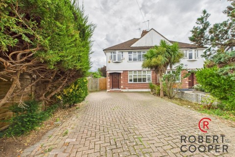 View Full Details for Garth Close, Ruislip