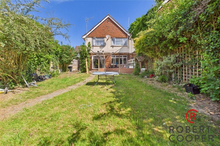Images for Farmlands, Pinner, Middlesex