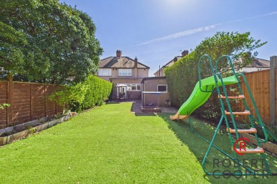 Images for Woodlands Avenue, Eastcote, Middlesex EAID:1378691778 BID:EAS