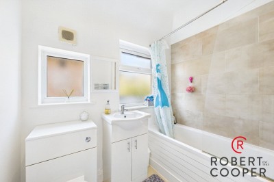 Images for Woodlands Avenue, Eastcote, Middlesex EAID:1378691778 BID:EAS