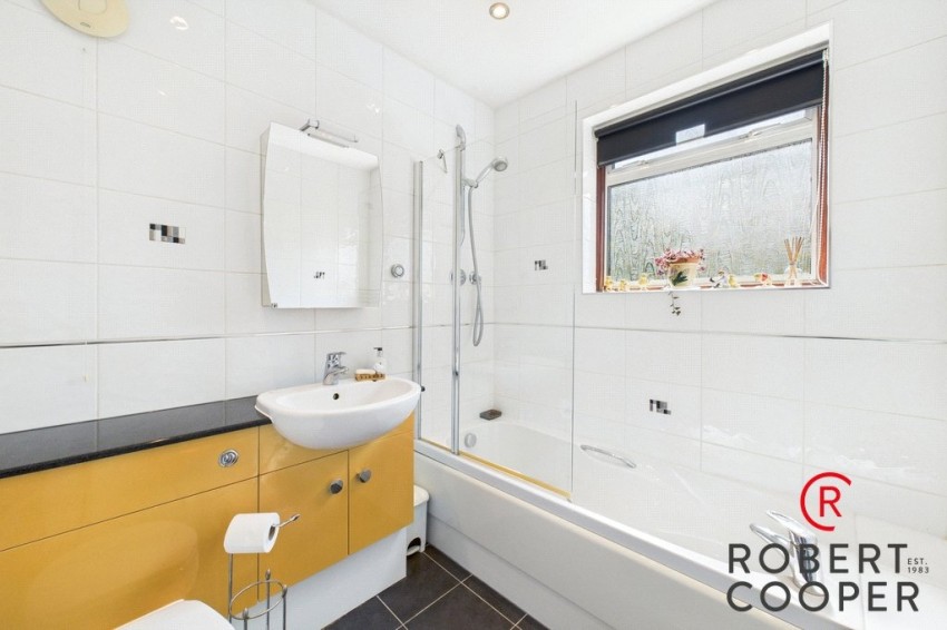 Images for Broadhurst Gardens, Eastcote