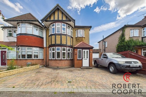 View Full Details for Abbotsbury Gardens, Pinner