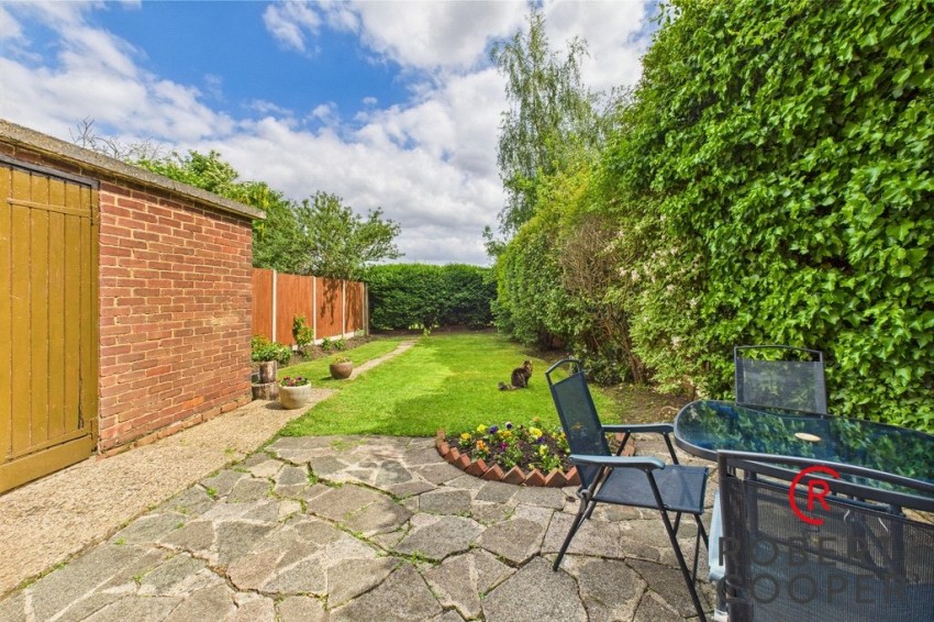 Images for Pine Gardens, Eastcote