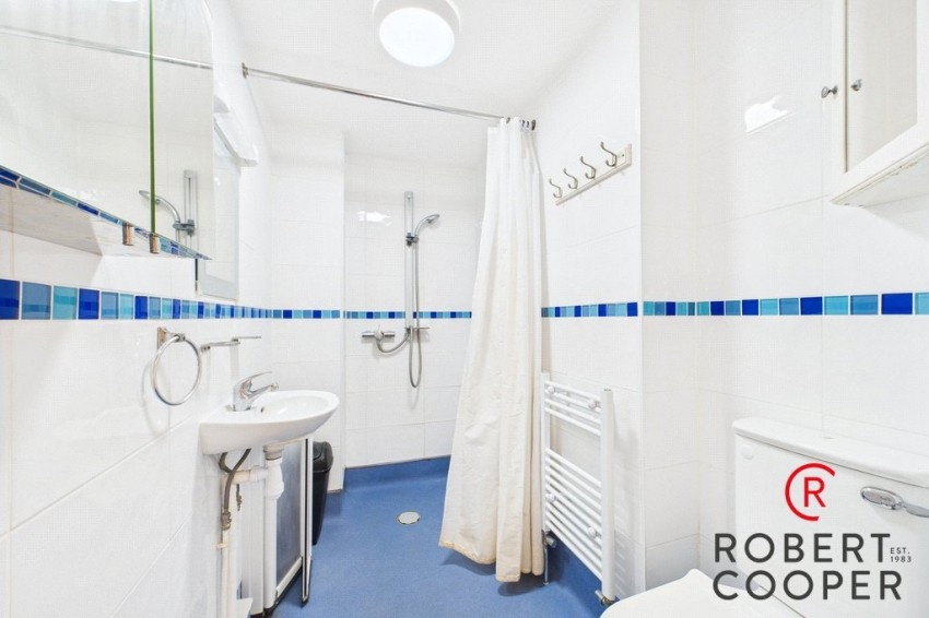 Images for Chestnut Drive, Pinner