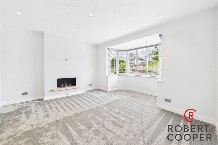 Images for Meadow Way, Ruislip
