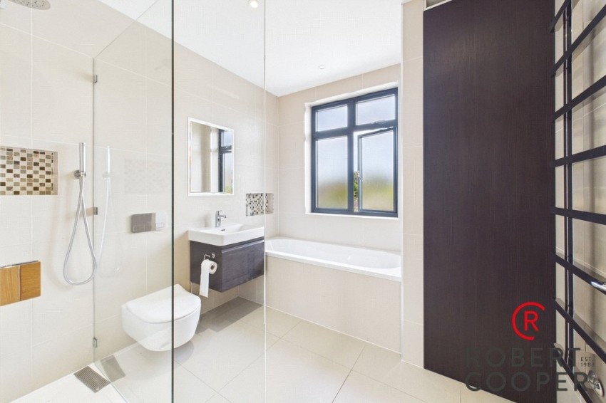 Images for Meadow Way, Ruislip