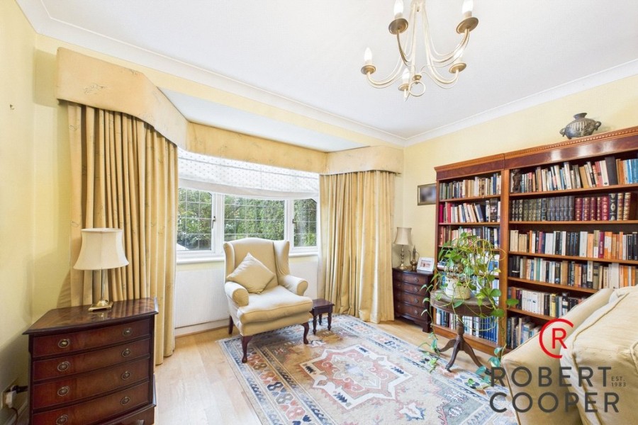 Images for Pamela Gardens, Pinner