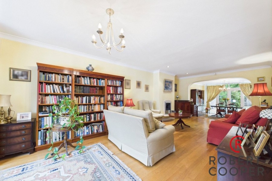 Images for Pamela Gardens, Pinner