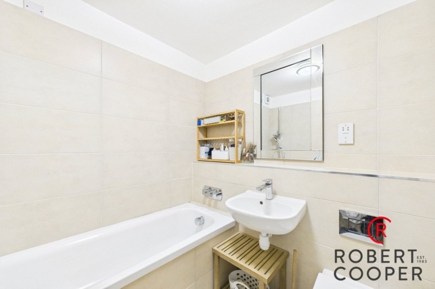 Images for Winslow Close, Eastcote