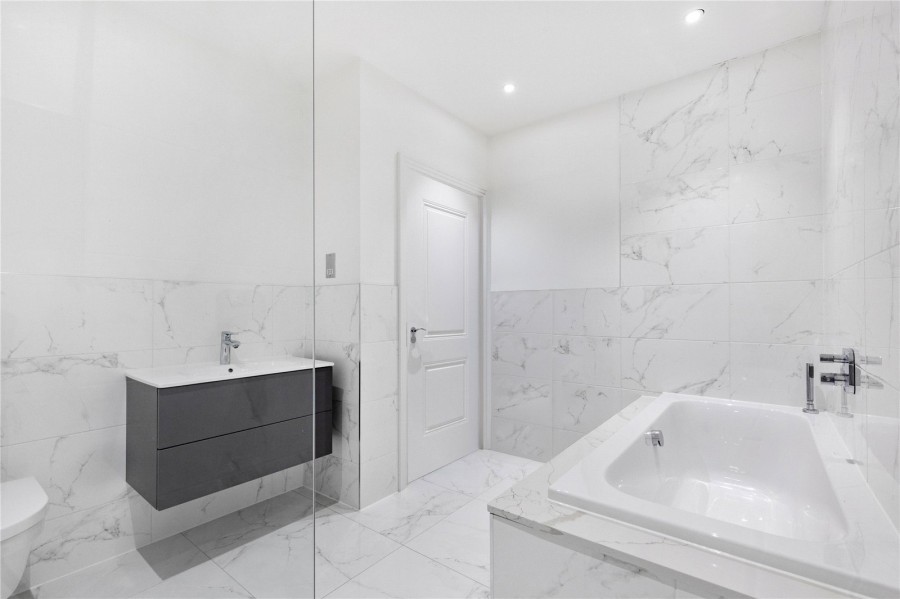 Images for Eastbury Avenue, Northwood