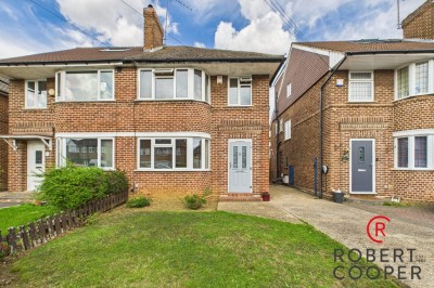 Images for Collins Drive, Eastcote EAID:1378691778 BID:EAS