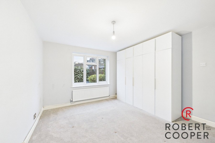 Images for Kent Gardens, Ruislip