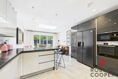 Images for Hawthorne Avenue, Ruislip EAID:1378691778 BID:EAS