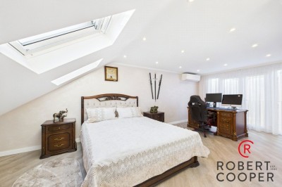 Images for Eversley Crescent, Ruislip EAID:1378691778 BID:EAS