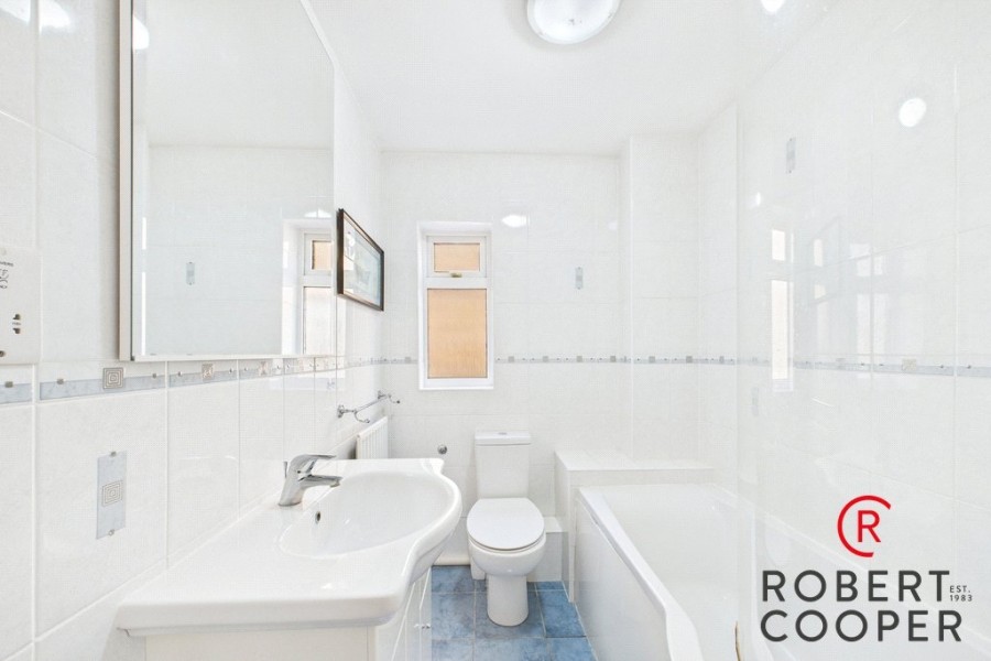 Images for Pepys Close, Ickenham